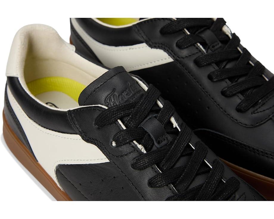Everywhere Explorer Shoe Product Image