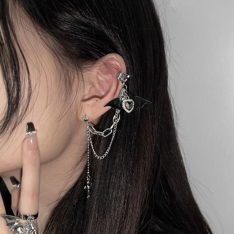 Bat Wing Heart Rhinestone Chain Dangle Earring Product Image