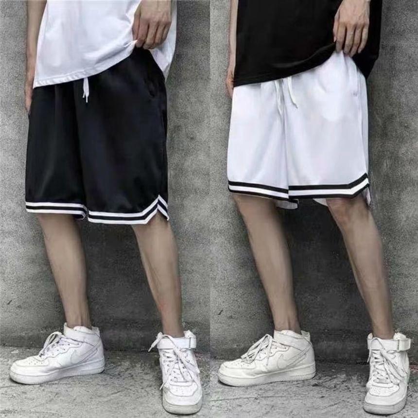 High Waist Contrast Trim Shorts Product Image