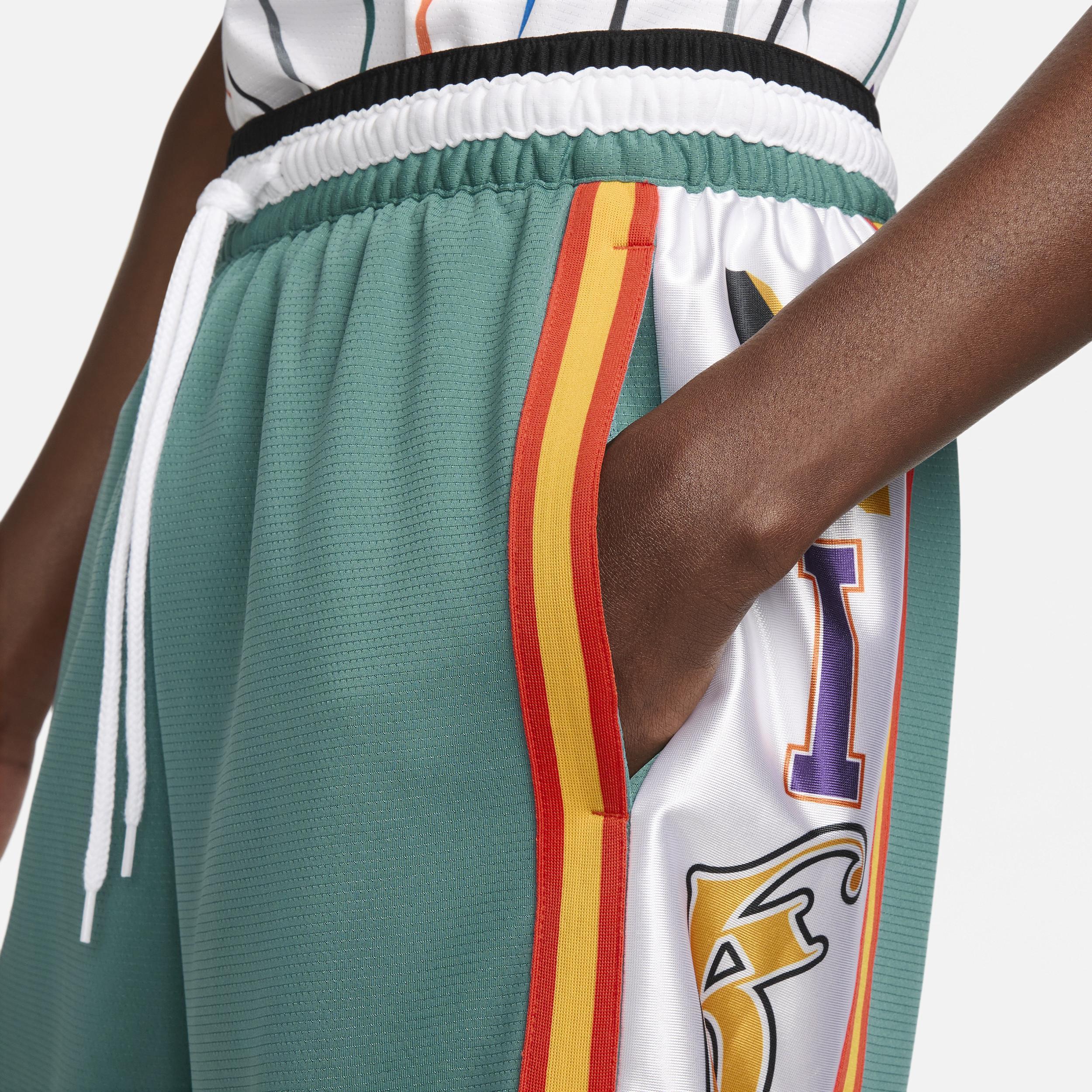 Nike Men's Dri-FIT DNA 8" Basketball Shorts Product Image