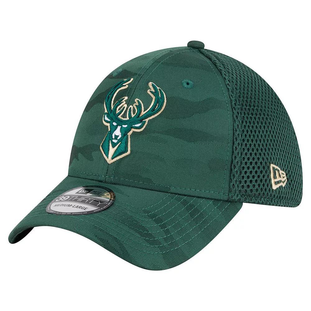 Men's New Era  Hunter Green Milwaukee Bucks Subtle Camo 39THIRTY Flex Hat, Size: Small/Medium, Team Product Image