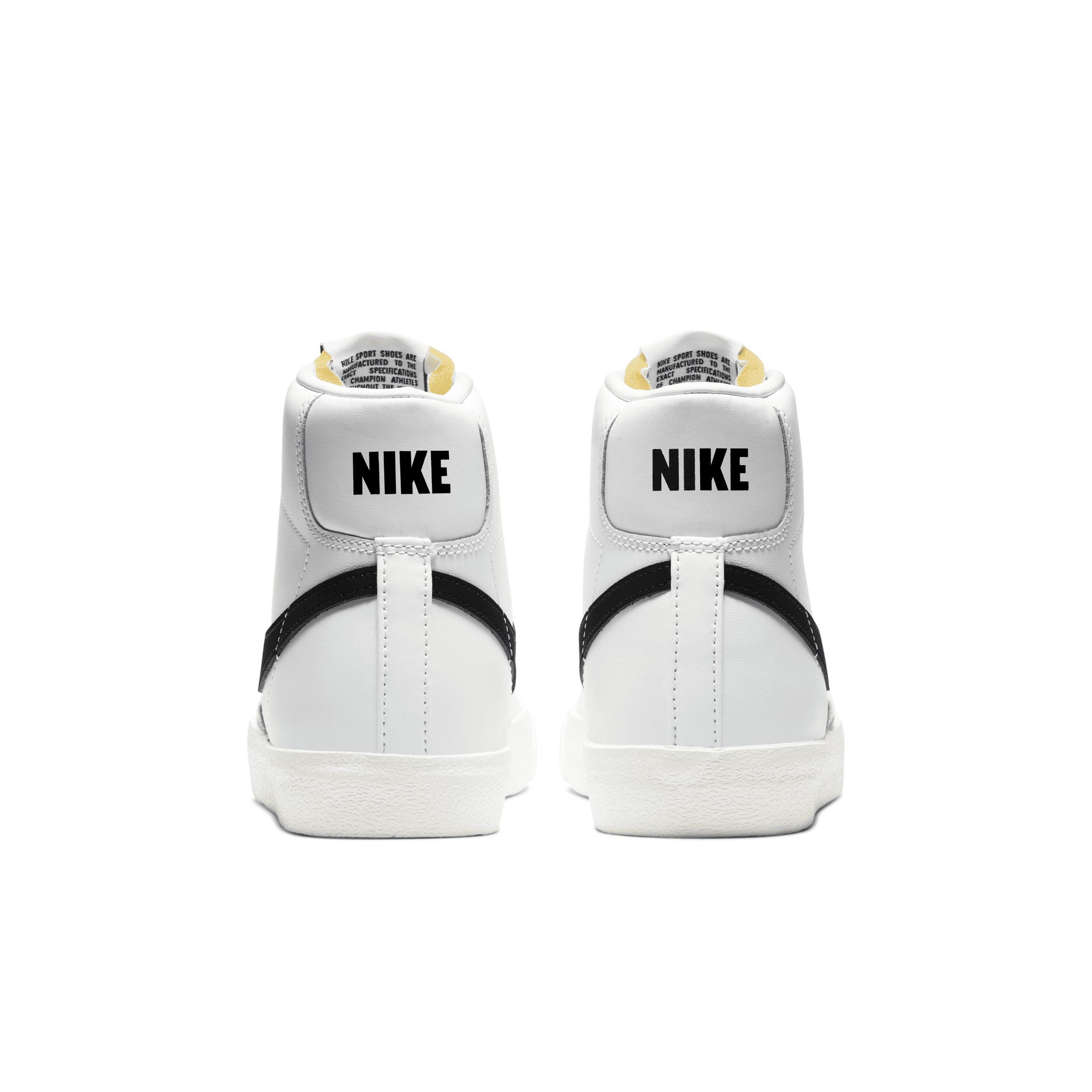 Nike Blazer Mid 77 sneakers Product Image