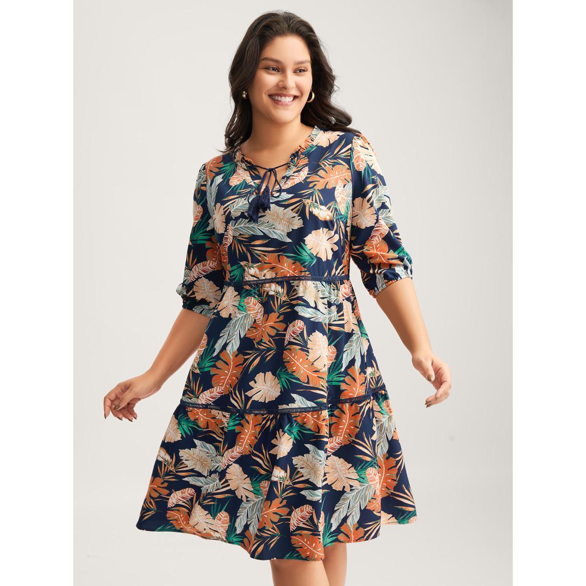 Plus Size Tropical Leaf Print Lace Stretchy Midi Dress Indigo Women Flat collar with V-notch Elbow-length sleeve Curvy BloomChic 12/L Product Image