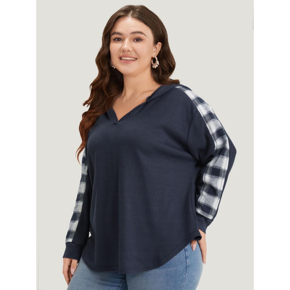 Plus Size Plaid Patchwork Hooded Plisse Sweatshirt Women Indigo Casual Elastic cuffs Hooded Everyday Sweatshirts BloomChic 26/4X Product Image