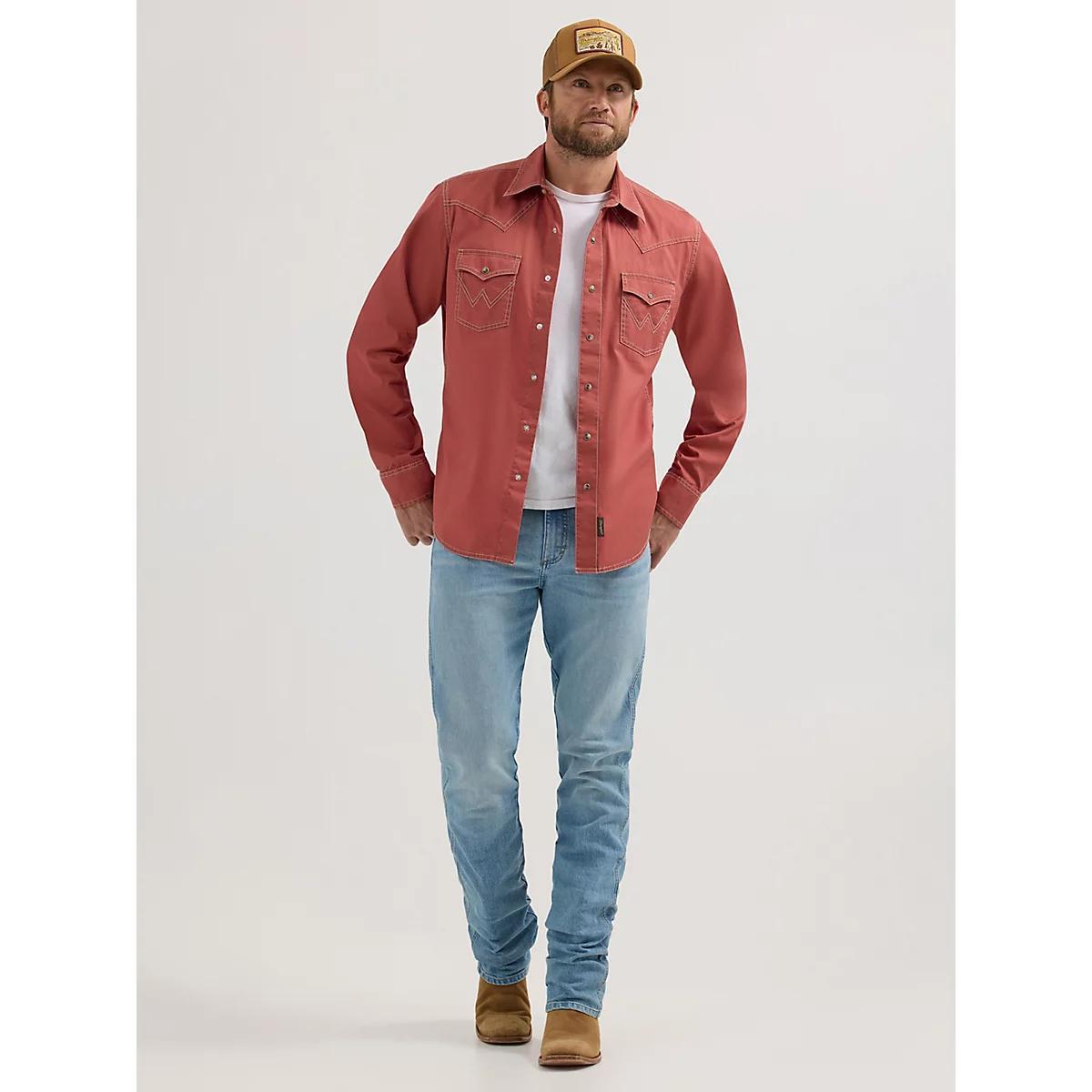 Men's Wrangler Retro® Slim Fit Straight Leg Jean in Mendenhall Product Image