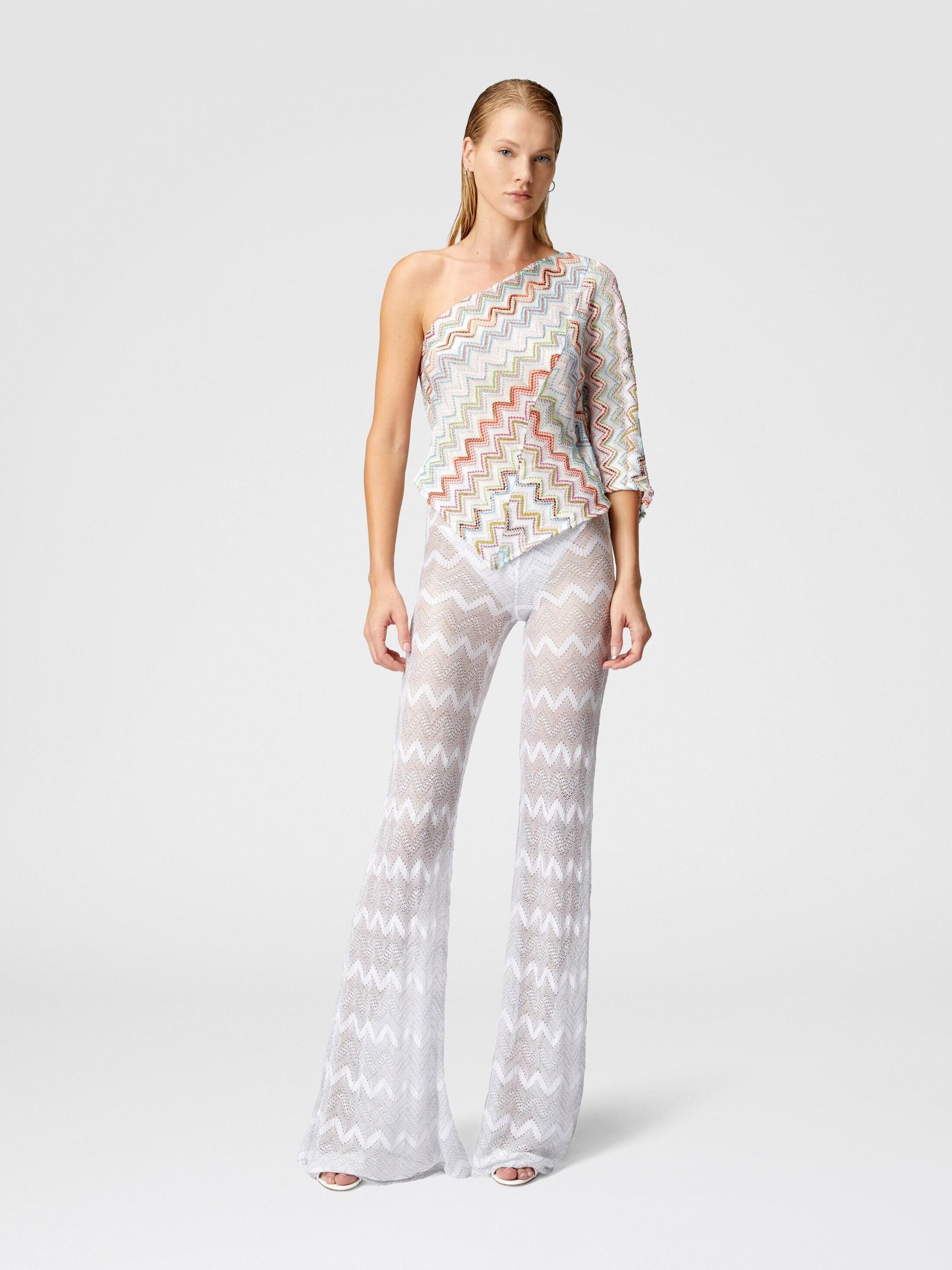 One-shoulder top with 3D lamé zig zag and wide sleeves Product Image