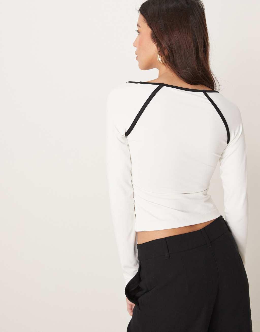 ASOS DESIGN v-neck contrast trim long sleeve top in cream Product Image