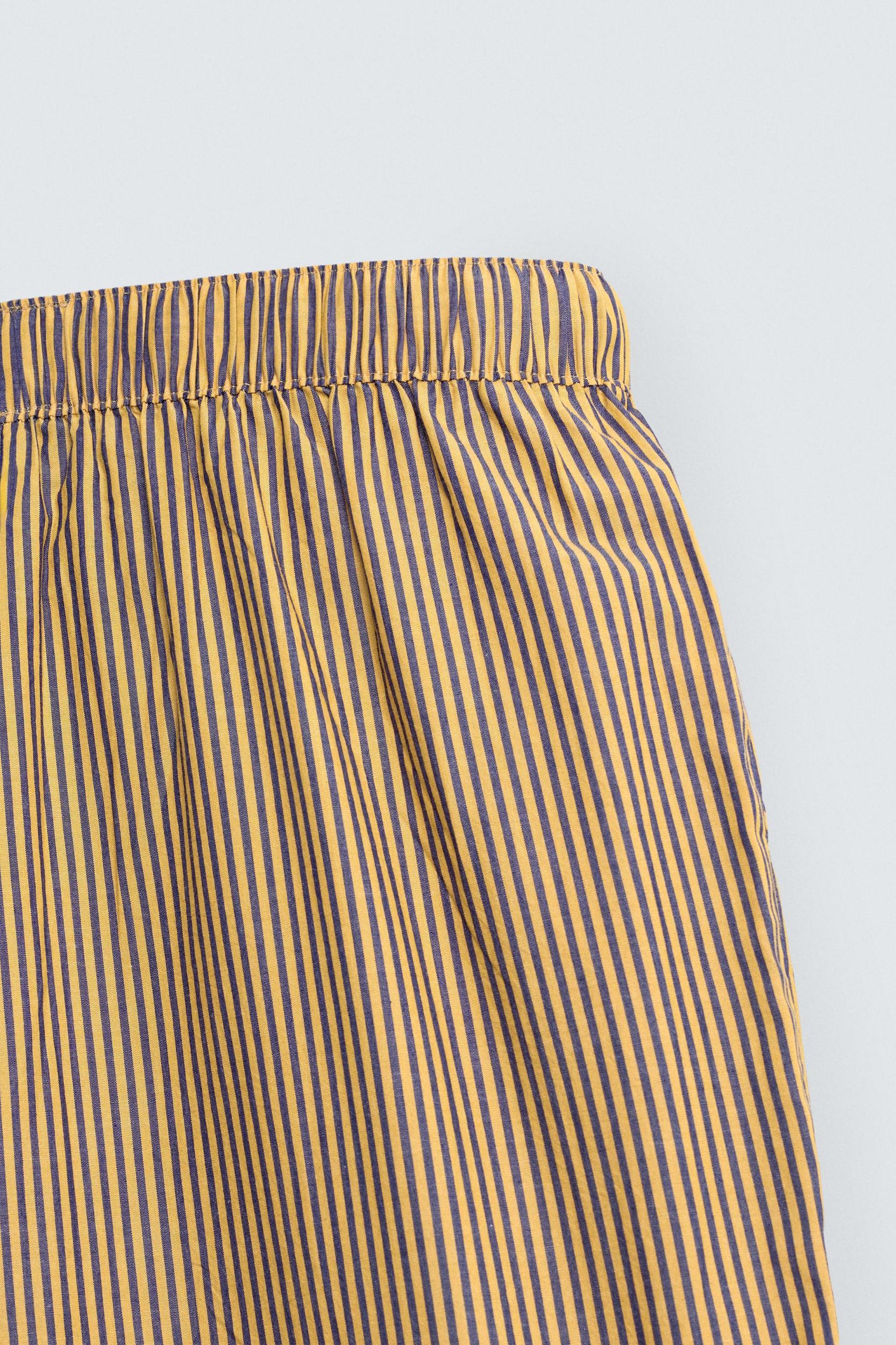 STRIPED OVERSIZED FIT PANTS Product Image