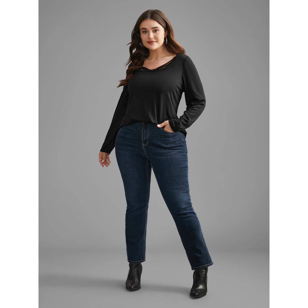 Plus Size Plain Lace Patchwork Crisscross T-shirt Black Women Casual Patchwork U-neck Everyday T-shirts BloomChic 28/5X Product Image