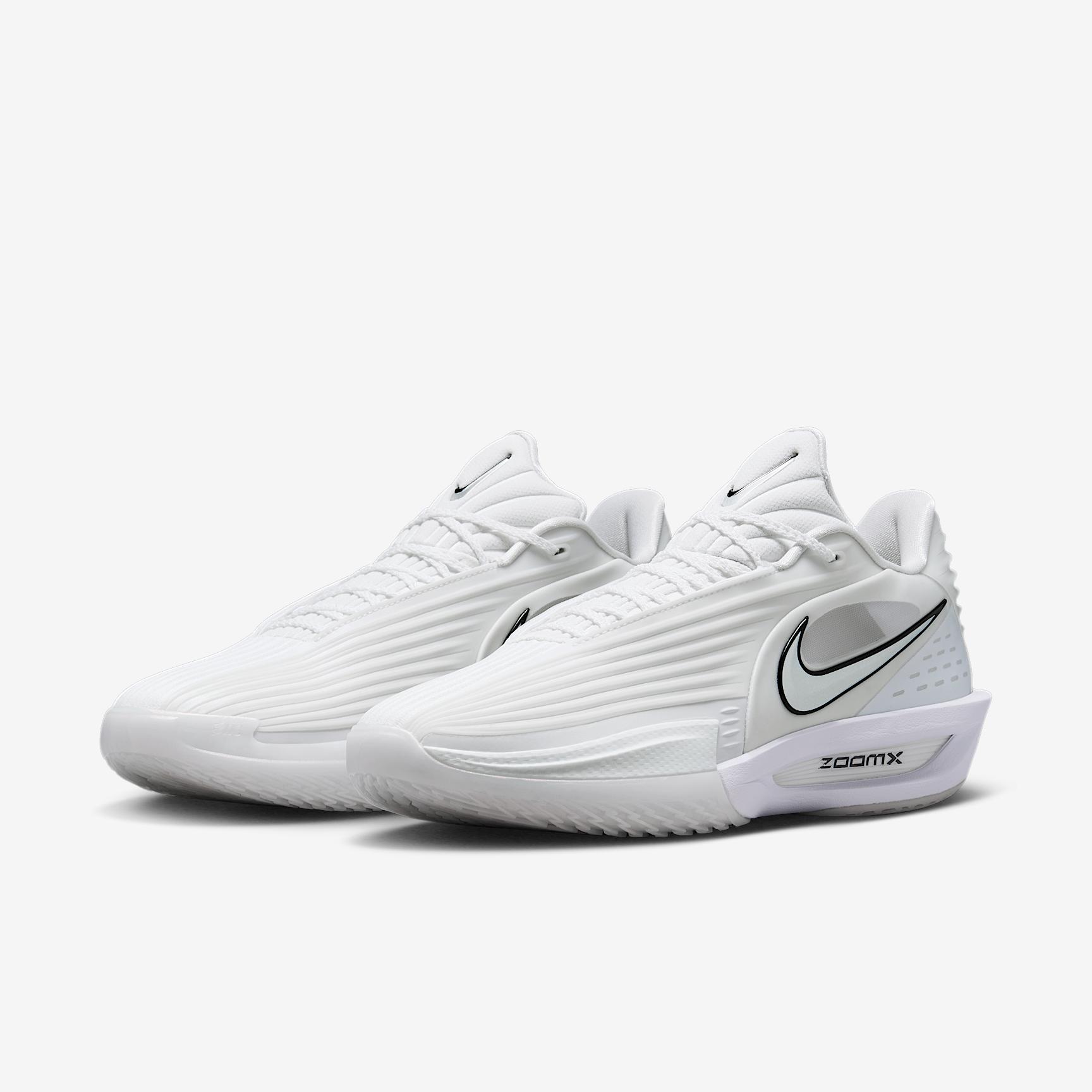 Nike G.T. Cut 3 Turbo Basketball Shoes Product Image