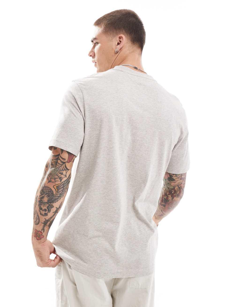 Tommy Hilfiger linear flag T-shirt in gray Product Image