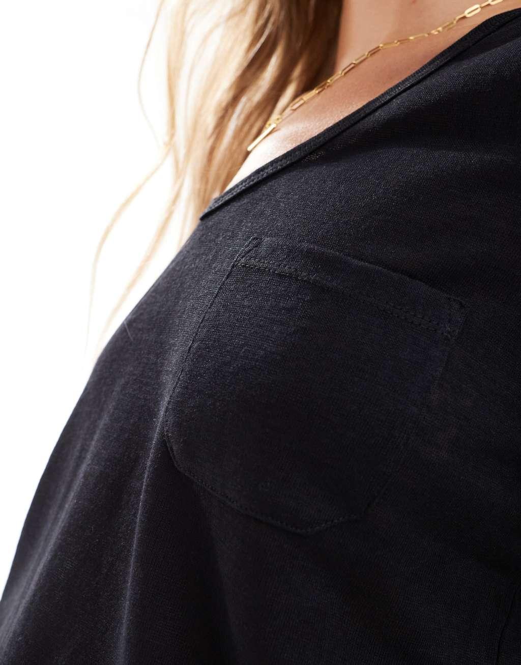 Object V-neck T-shirt Product Image