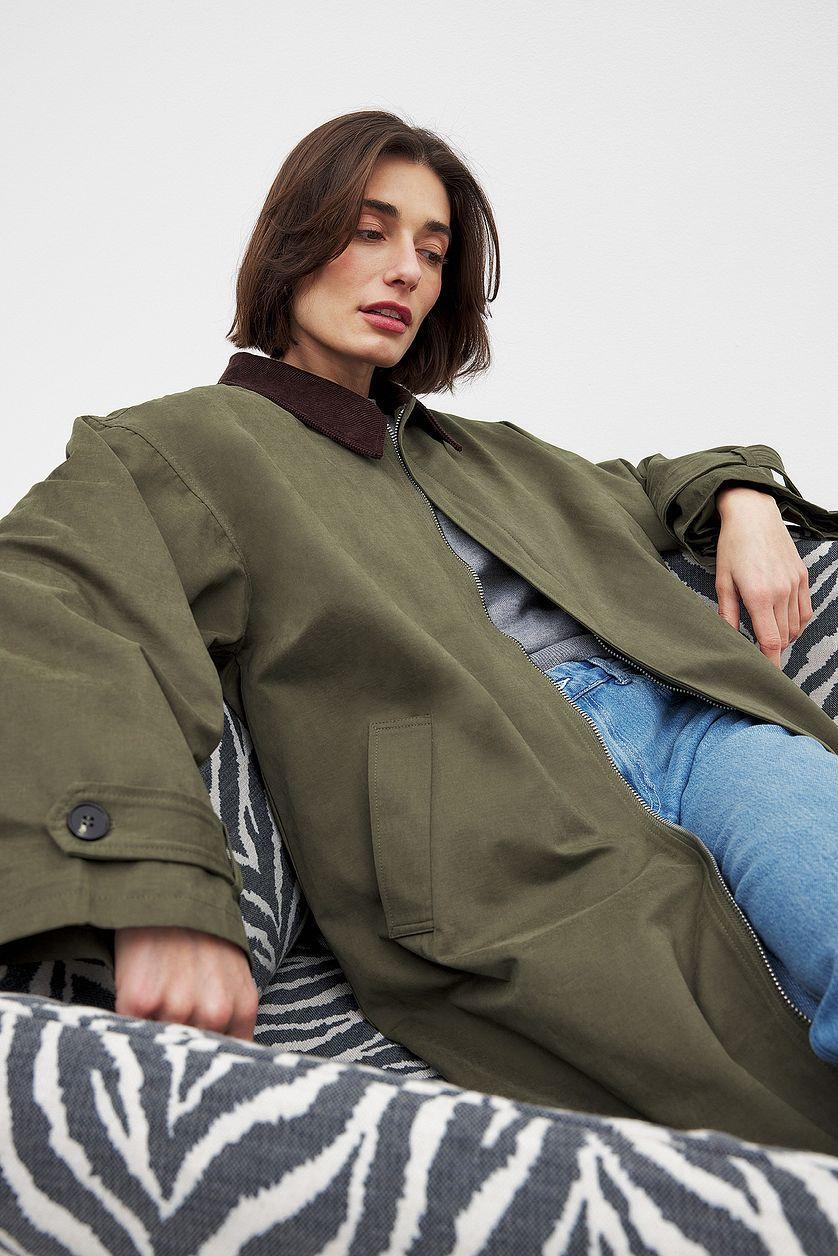 Contrast Collar Trenchcoat Product Image