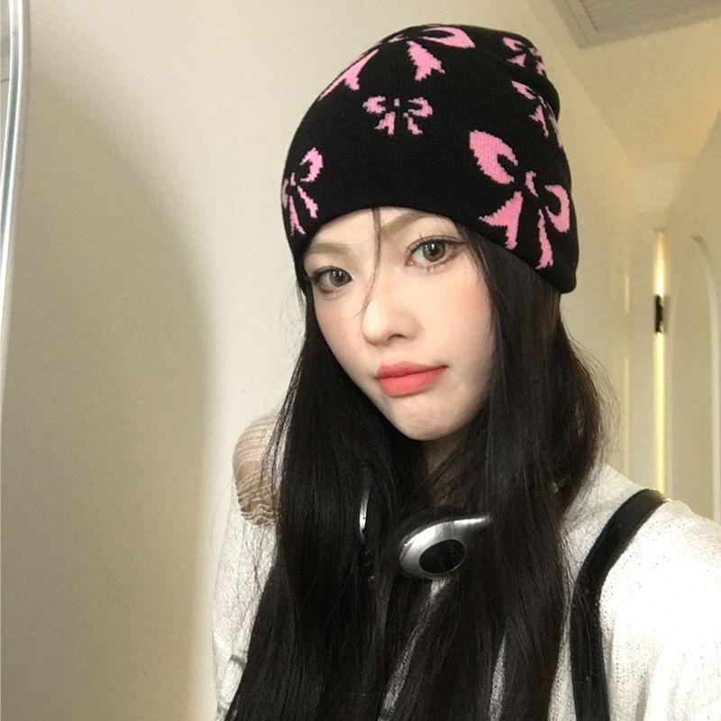 Bow Knit Beanie Product Image
