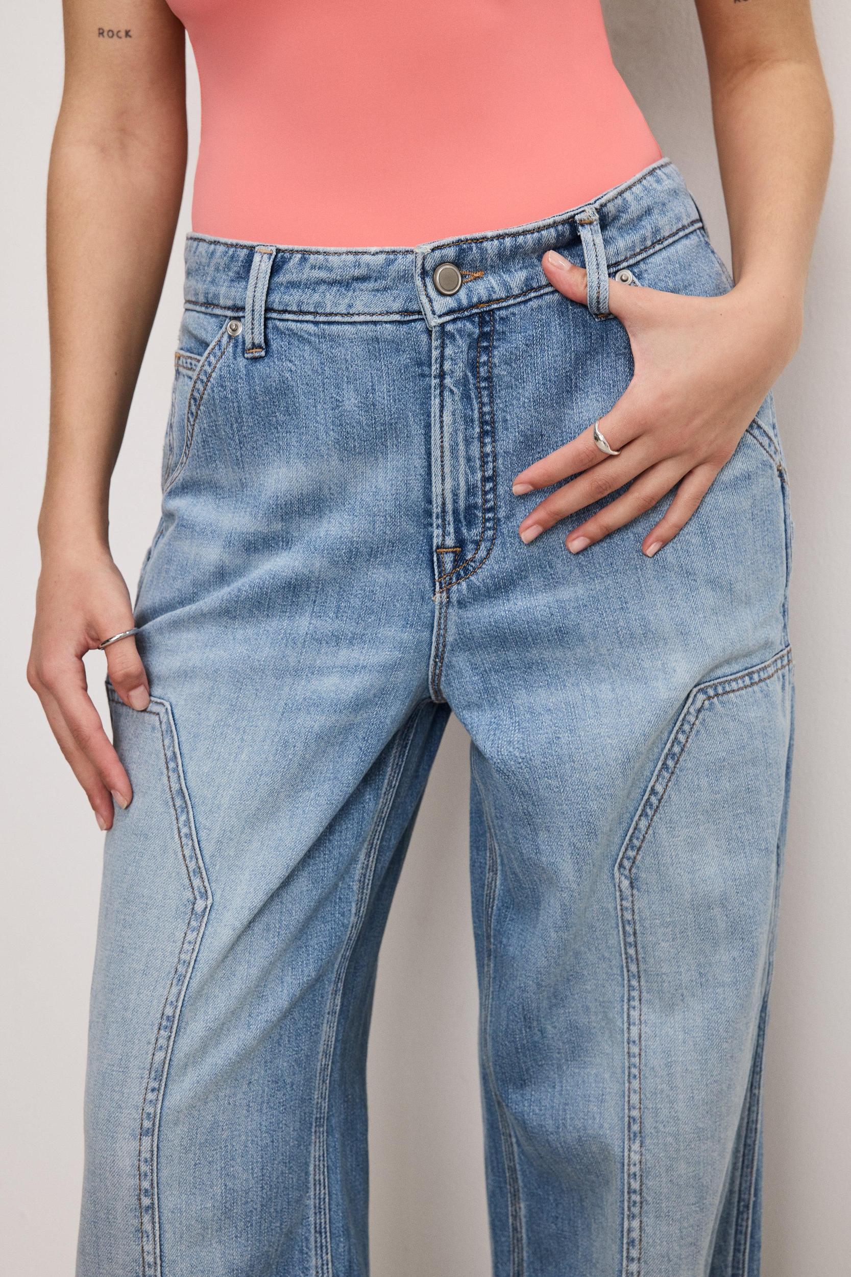 GOOD STANDARD EASE PETITE CARPENTER JEANS | INDIGO879 Product Image