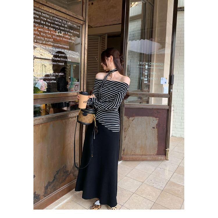 Long Sleeve One Shoulder Striped Asymmetrical Tee Product Image