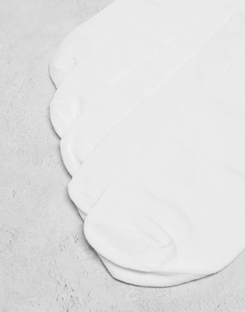 ASOS DESIGN 5 pack sneaker socks in white Product Image