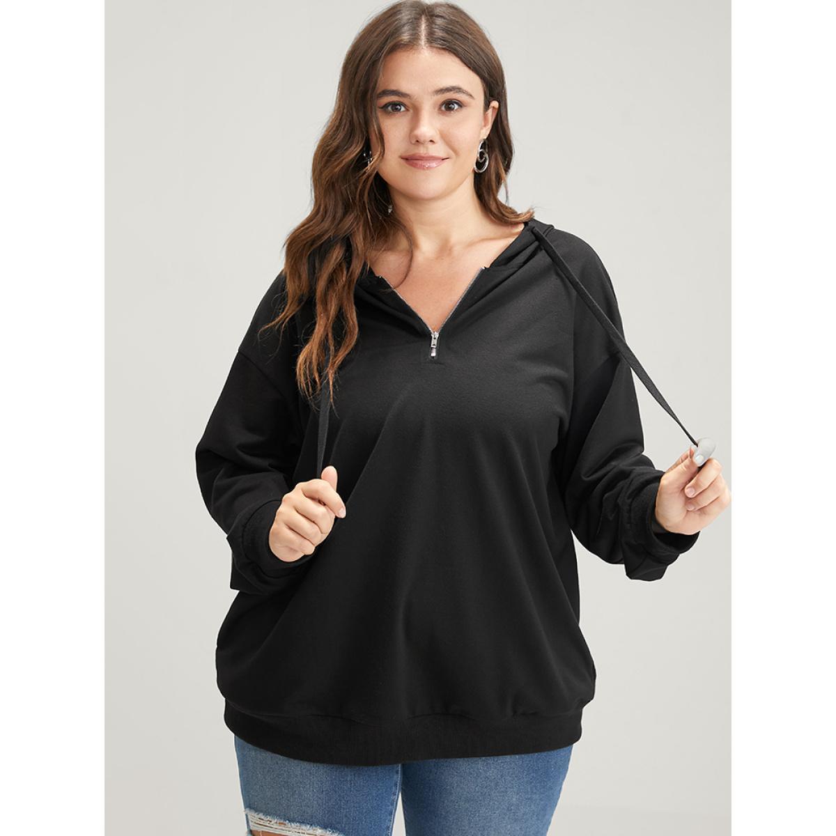 Plus Size Solid Zipper Front Pocket Drawstring Hooded Sweatshirt Women Black Casual Zipper Hooded Dailywear Sweatshirts BloomChic 28/5X Product Image