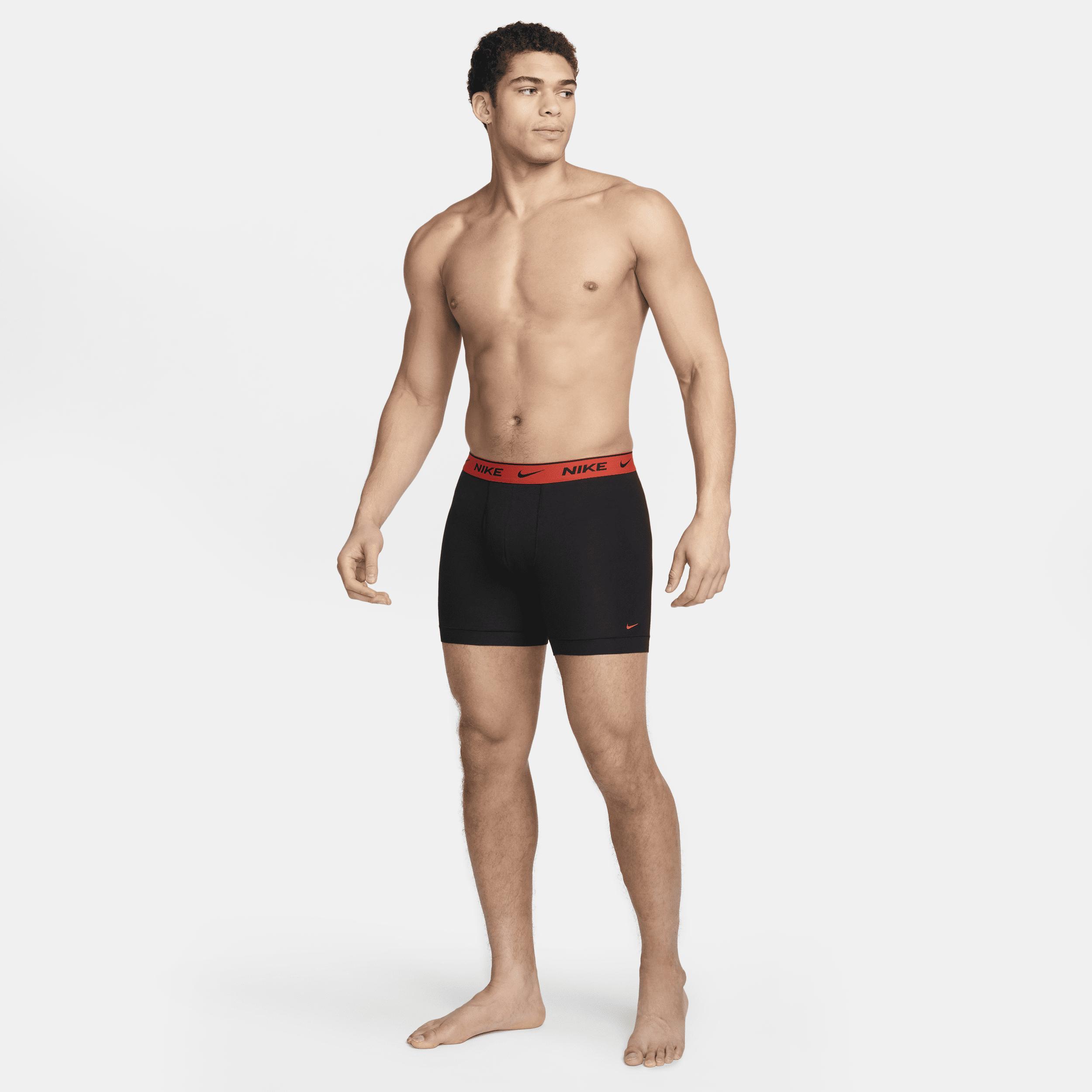 Nike Dri-FIT Essential Cotton Stretch Men's Boxer Briefs (3-Pack) Product Image
