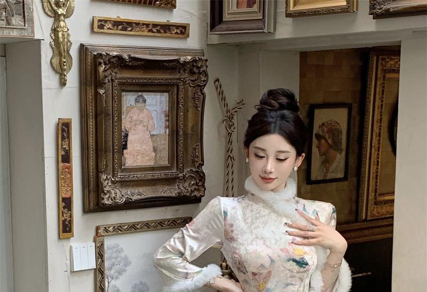 Long-Sleeve Fleece Trim Floral Print Maxi Sheath Dress Product Image