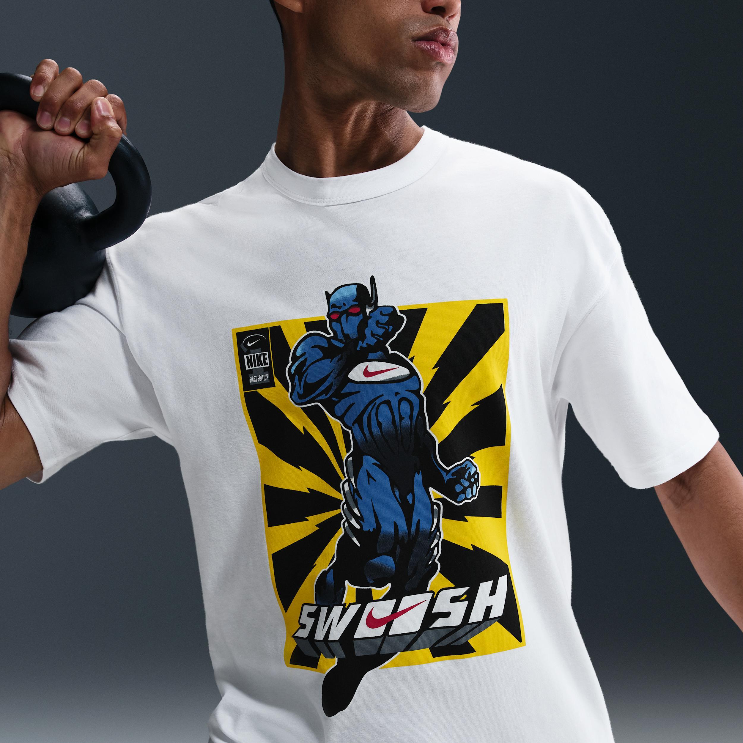 Nike Men's Max90 Fitness T-Shirt Product Image
