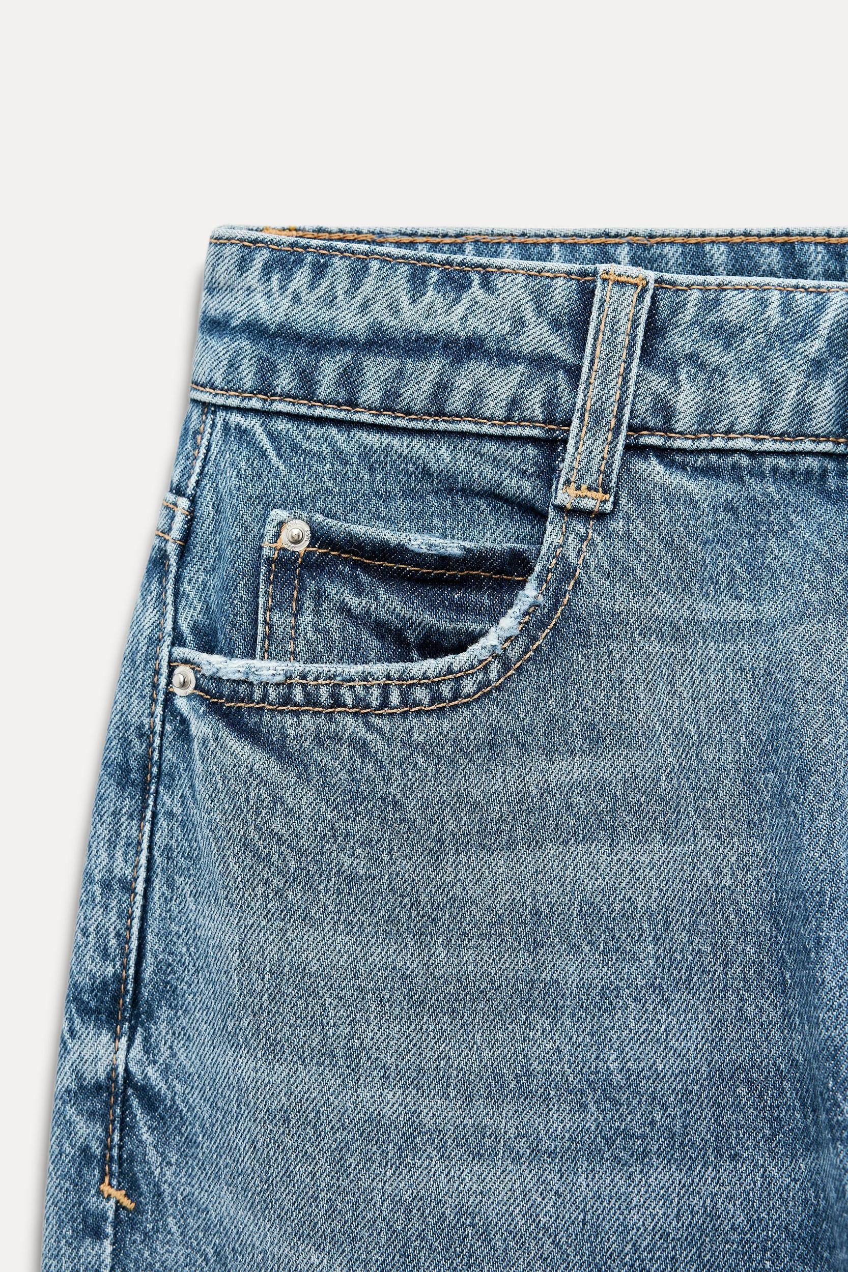 Z1975 HIGH-WAIST MOM LEG JEANS Product Image
