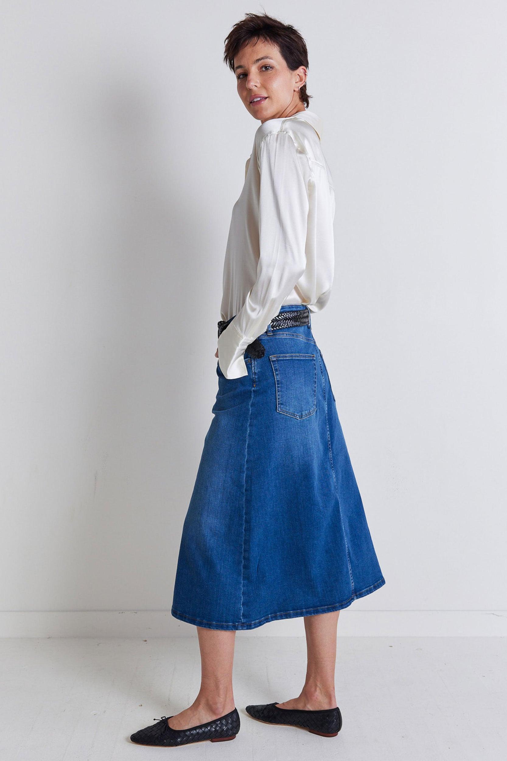 The 90's Denim Midi Skirt Product Image