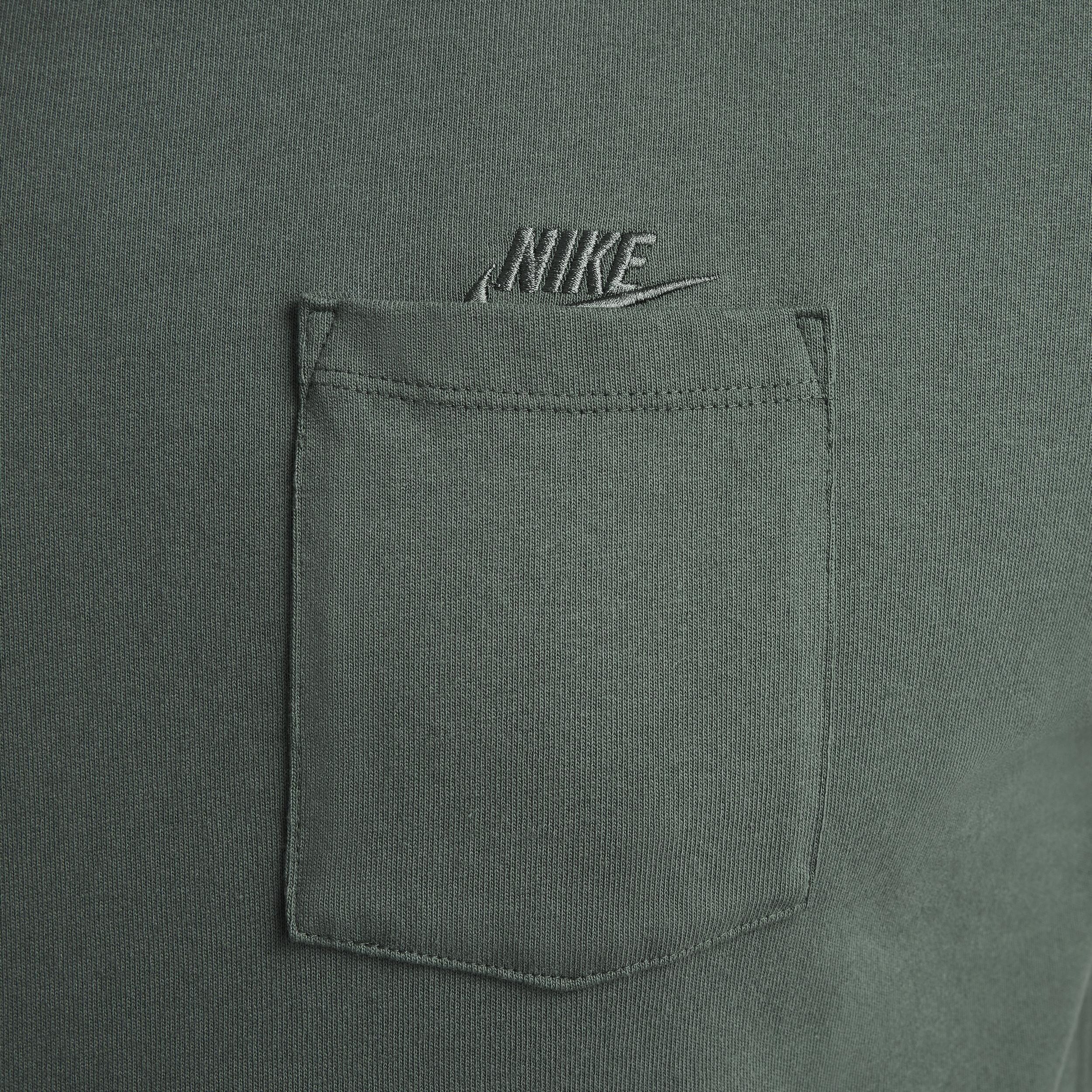 Men's Nike Sportswear Premium Essentials Pocket T-Shirt Product Image