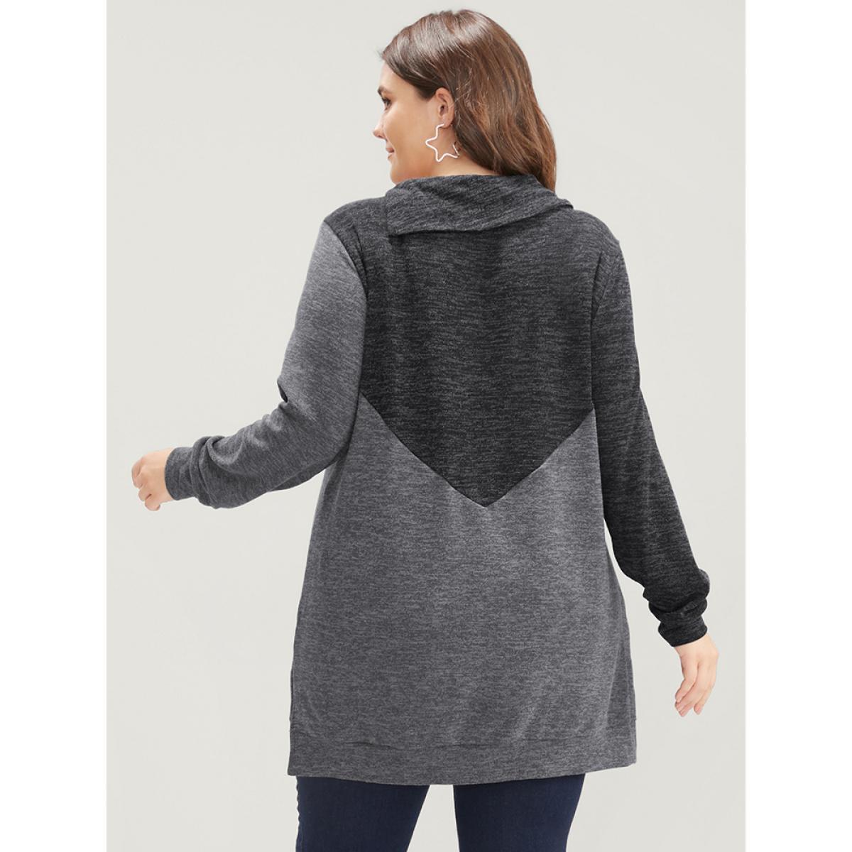 Plus Size Colorblock Contrast Button Detail Split Hem Sweatshirt Women DimGray Casual Overlap Collar Dailywear Sweatshirts BloomChic 12/L Product Image