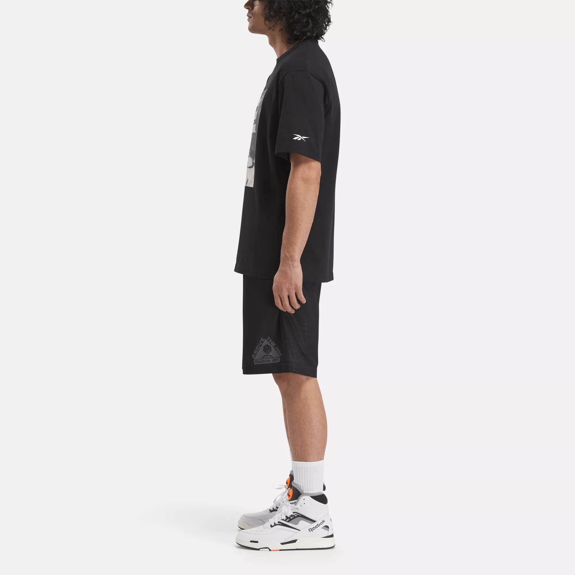 Men's Basketball Pump Graphic T-Shirt Male Product Image