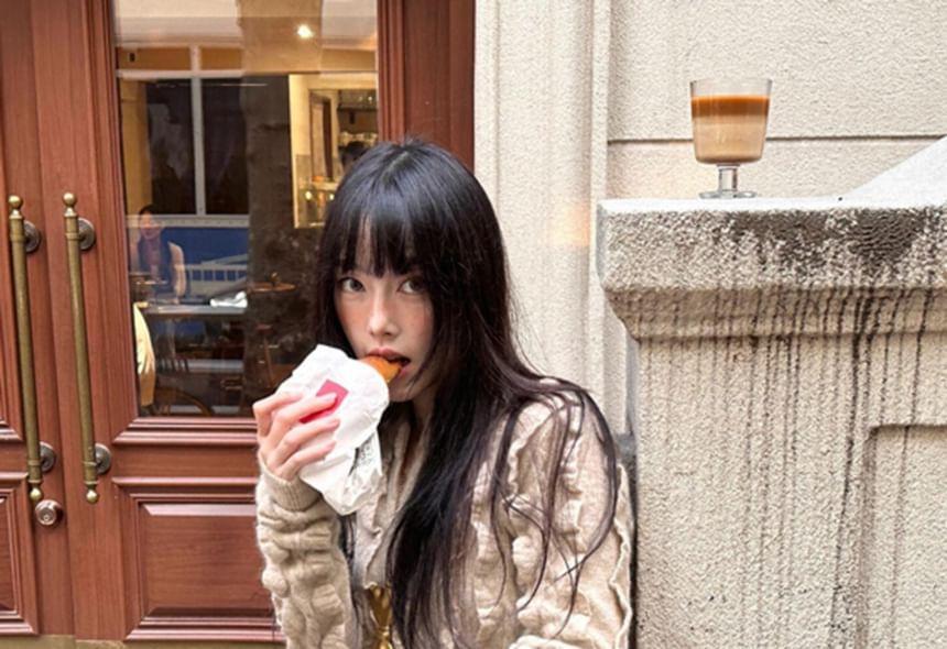 Plain Ruffle Cardigan Product Image