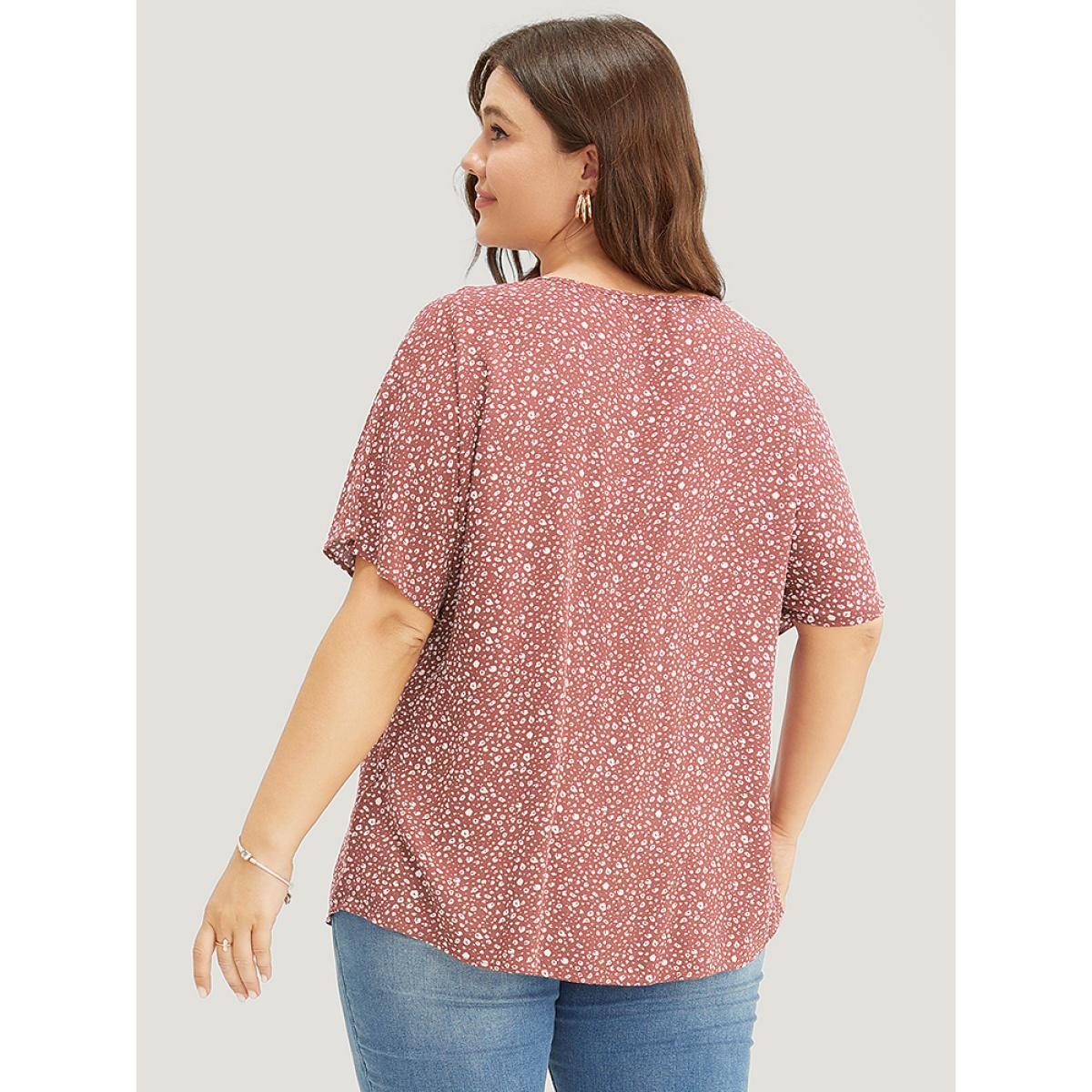 Plus Size Rouge Ditsy Floral Pleated Front Button Detail Blouse Women Elegant Short sleeve Round Neck Dailywear Blouses BloomChic 14-16/1X Product Image