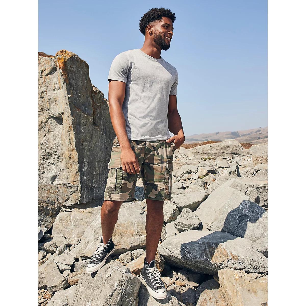 Men's Five Star Premium Cargo Short in Olivine Product Image