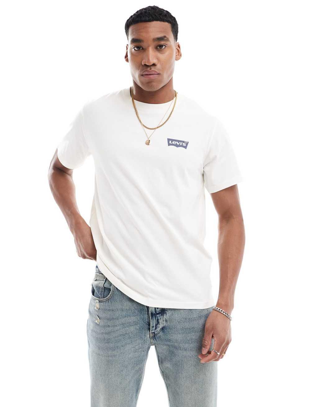 Levi's archive western wagon back print relaxed fit t-shirt in cream Product Image