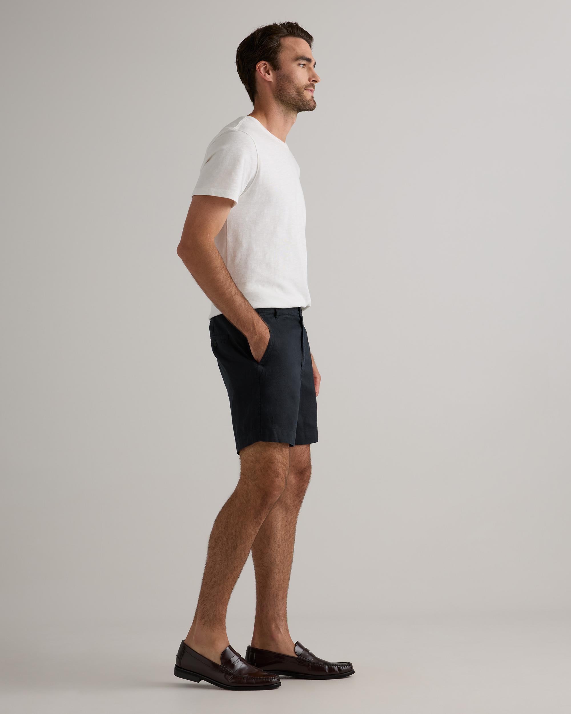 Quince | Men's 100% European Linen 7" Trouser Shorts Product Image