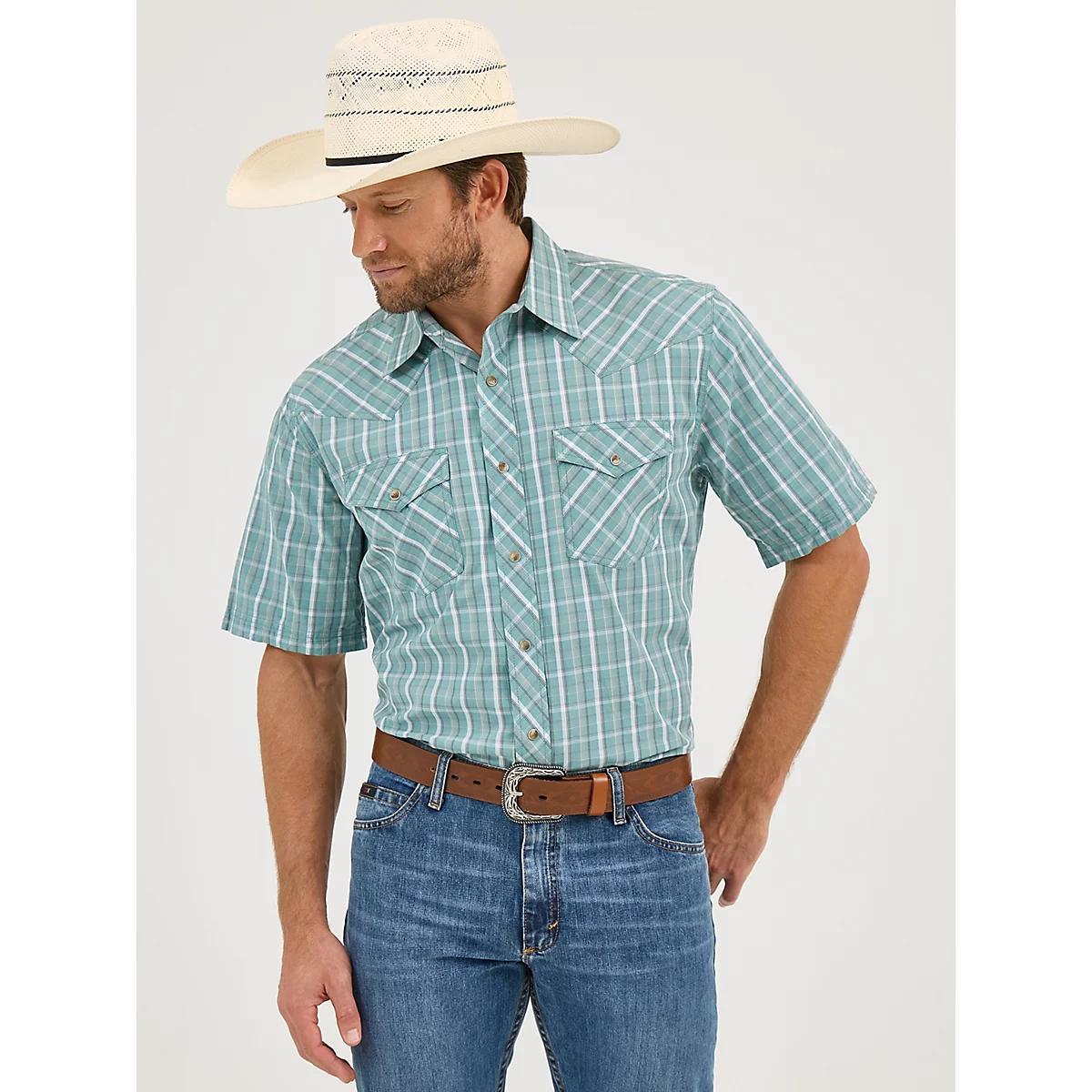 Men's 20X® Competition Advanced Comfort Short Sleeve Western Snap Shirt in Sky Plaid Product Image