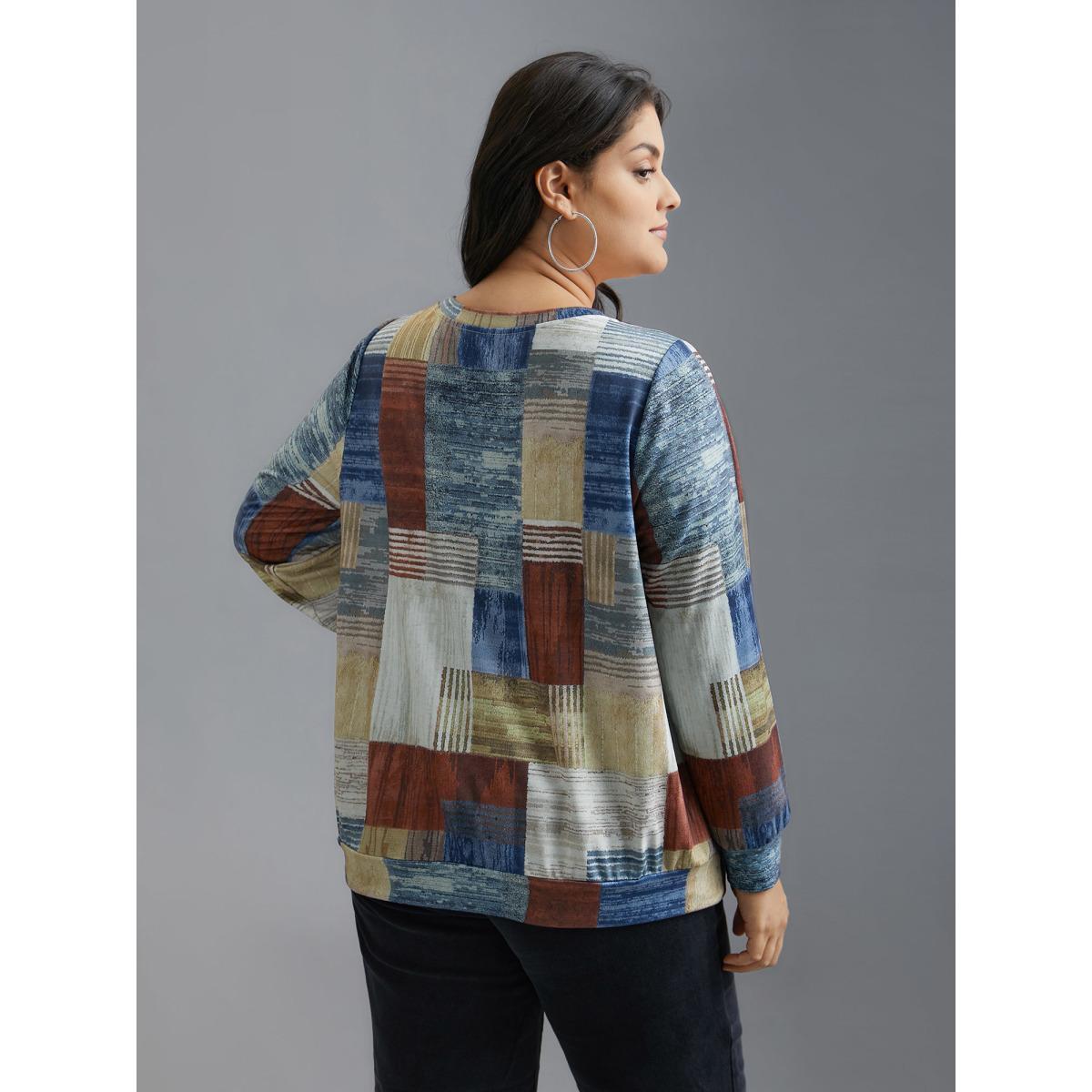 Plus Size Geometric Print Round Neck Sweatshirt Women Multicolor Casual Non Round Neck Everyday Sweatshirts BloomChic 10/M Product Image