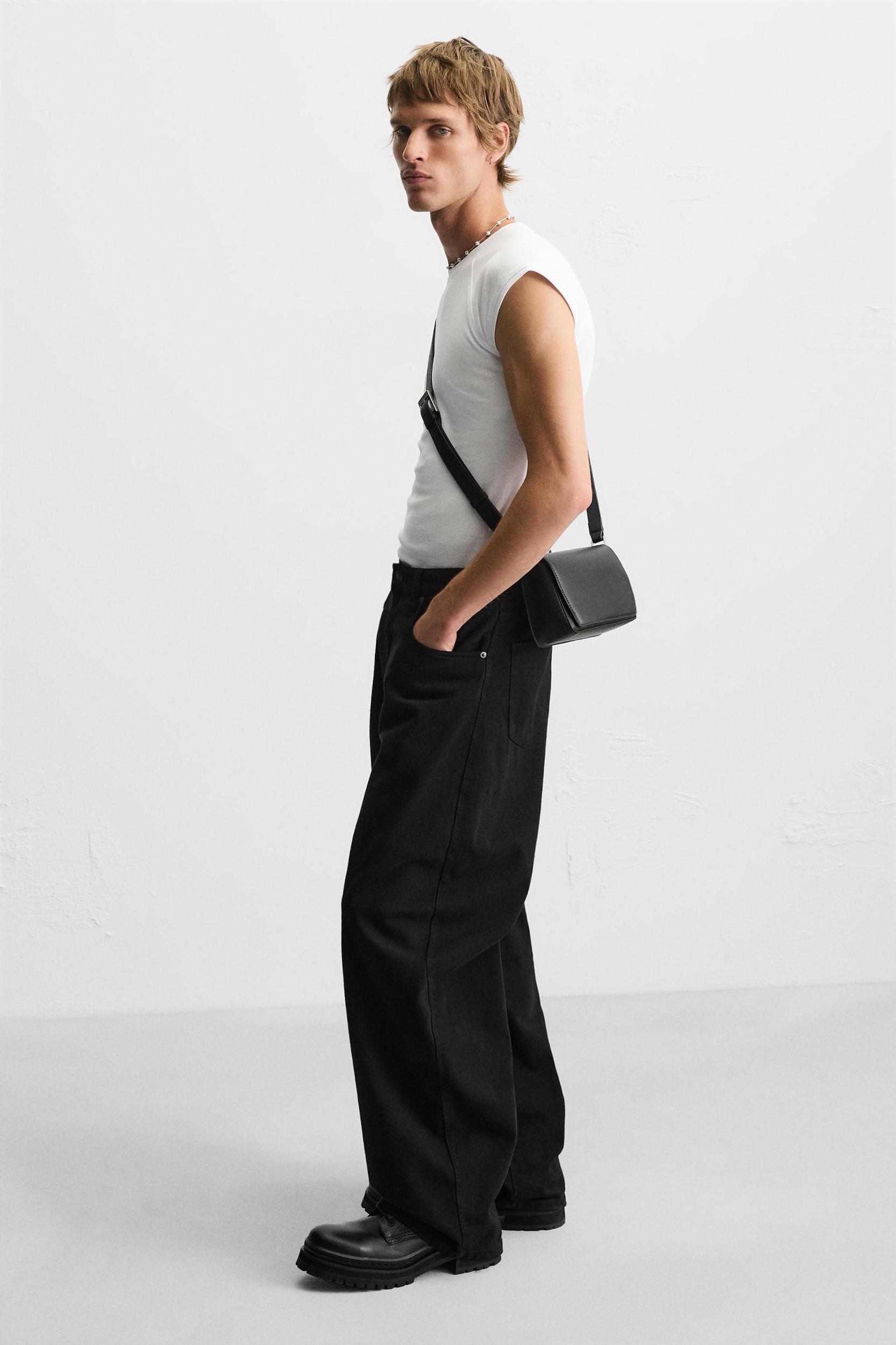TEXTURED CROSSBODY BAG Product Image