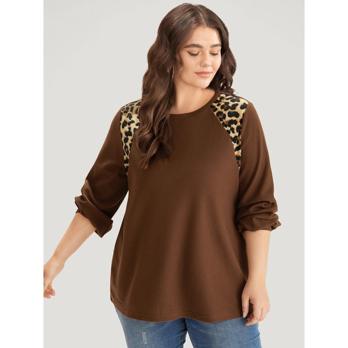Plus Size Leopard Patchwork Waffle Knit Elastic Cuffs T-shirt DarkBrown Women Casual Elastic cuffs Leopard Round Neck Dailywear T-shirts BloomChic 26/4X Product Image