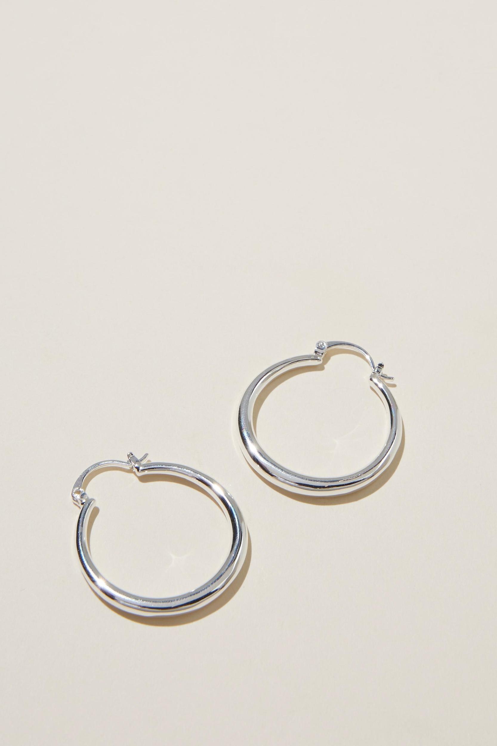 Large Hoop Earring Product Image