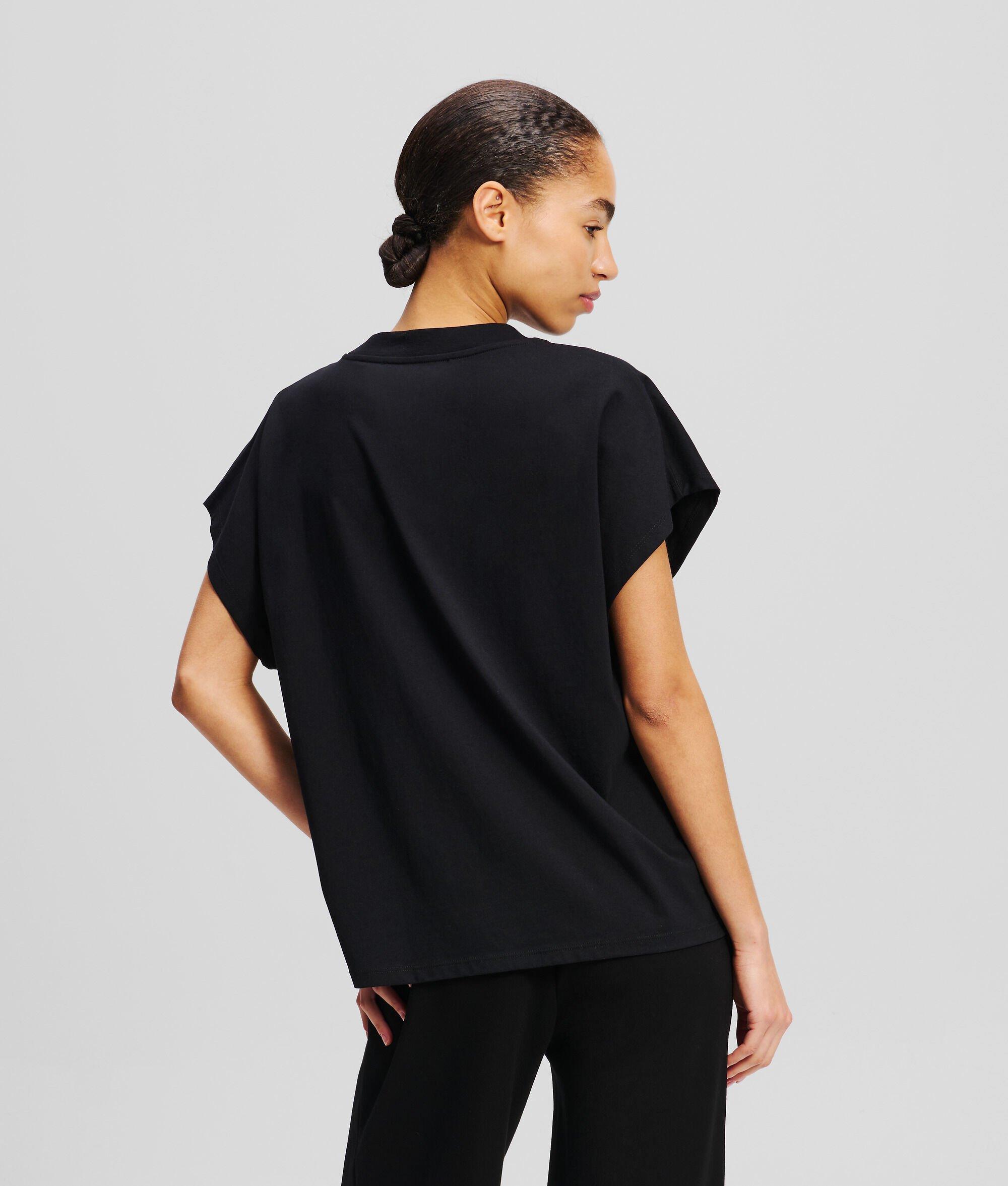 ORCHID EMBROIDERY T-SHIRT Product Image