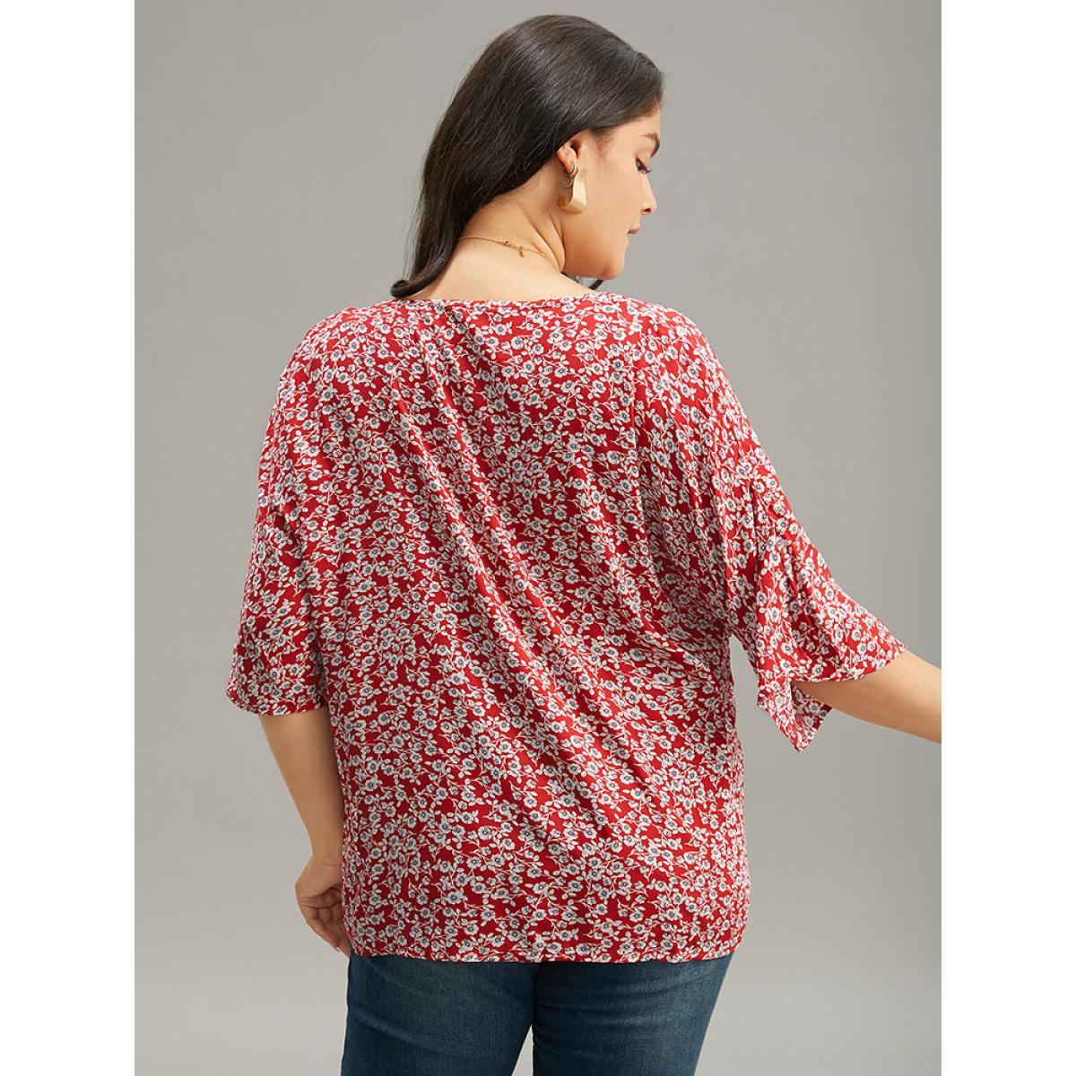 Plus Size Scarlet Ditsy Floral Batwing Sleeve Drawstring Hem Blouse Women Elegant Half Sleeve V-neck Dailywear Blouses BloomChic 12/L Product Image