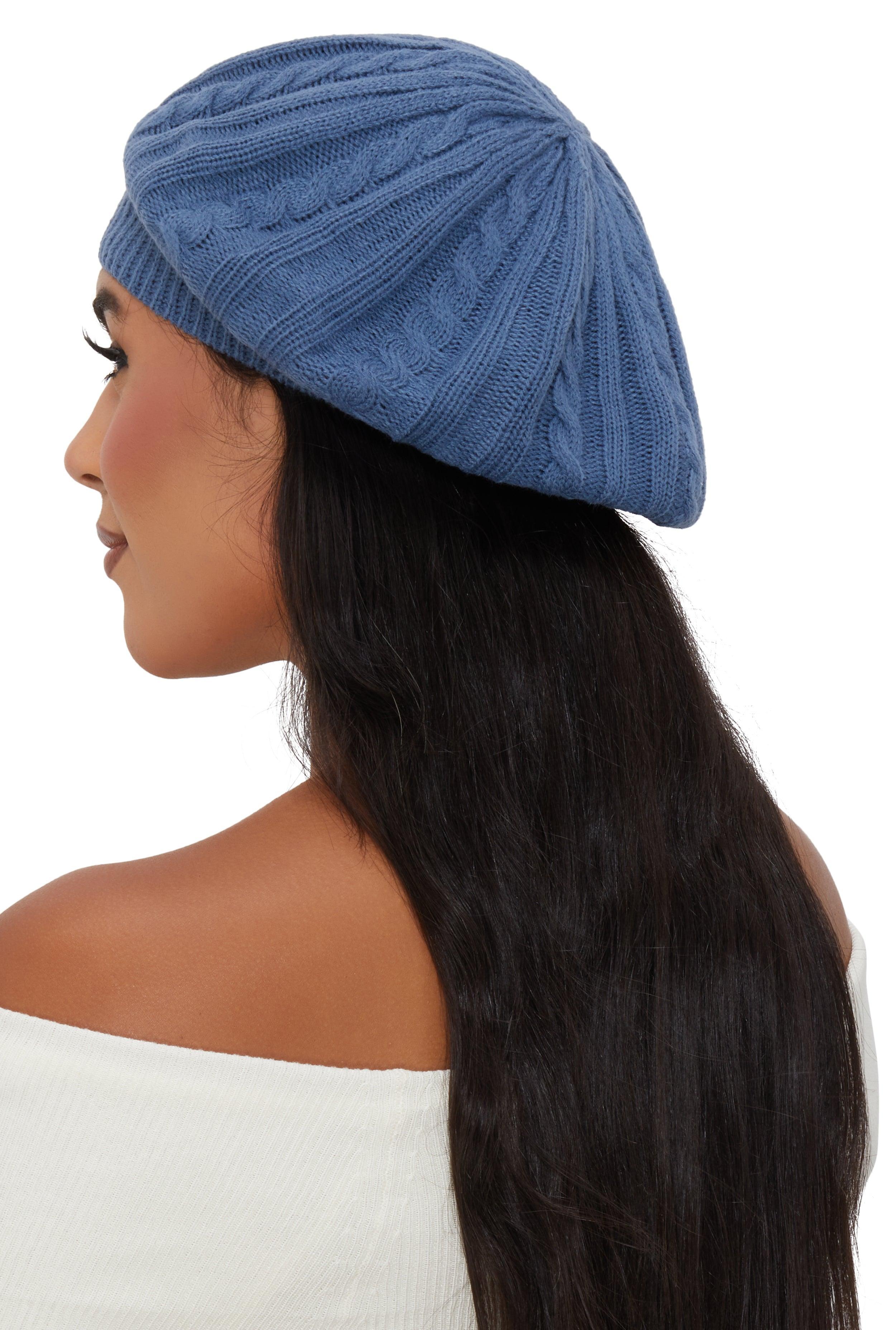 Womens Solid Cable Knit Beret Product Image
