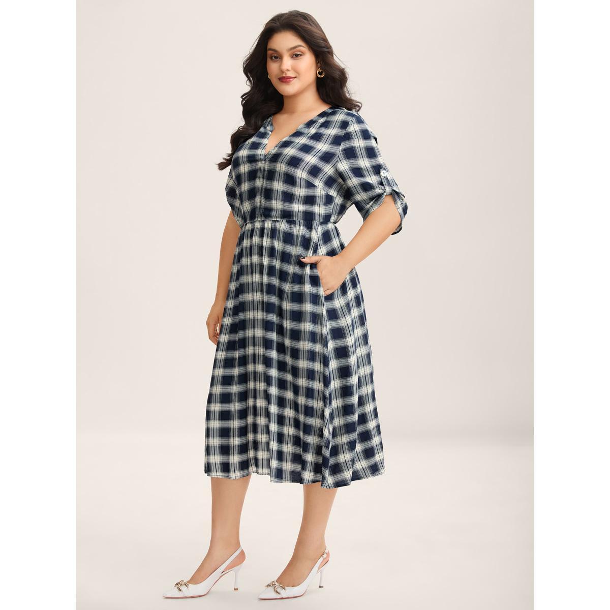 Plus Size Plaid Pattern Tab Sleeve Pockets Midi Dress DarkBlue Women Flat collar Short sleeve Curvy BloomChic 10/M Product Image