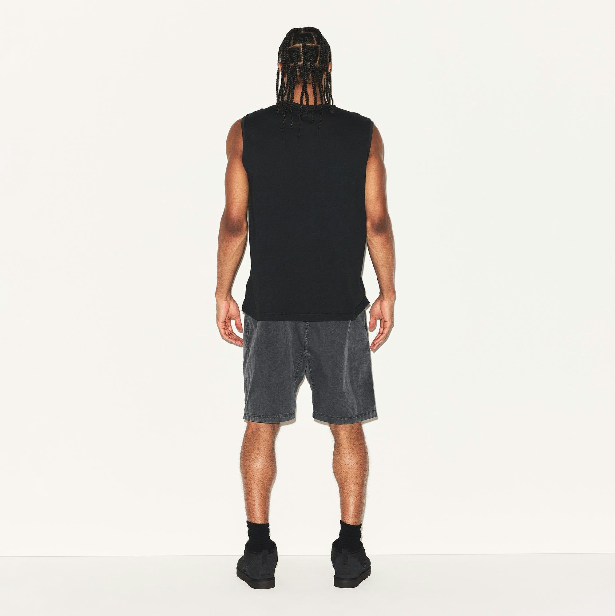 SKIMS COTTON MENS RELAXED SLEEVELESS SHIRT | ONYX Product Image