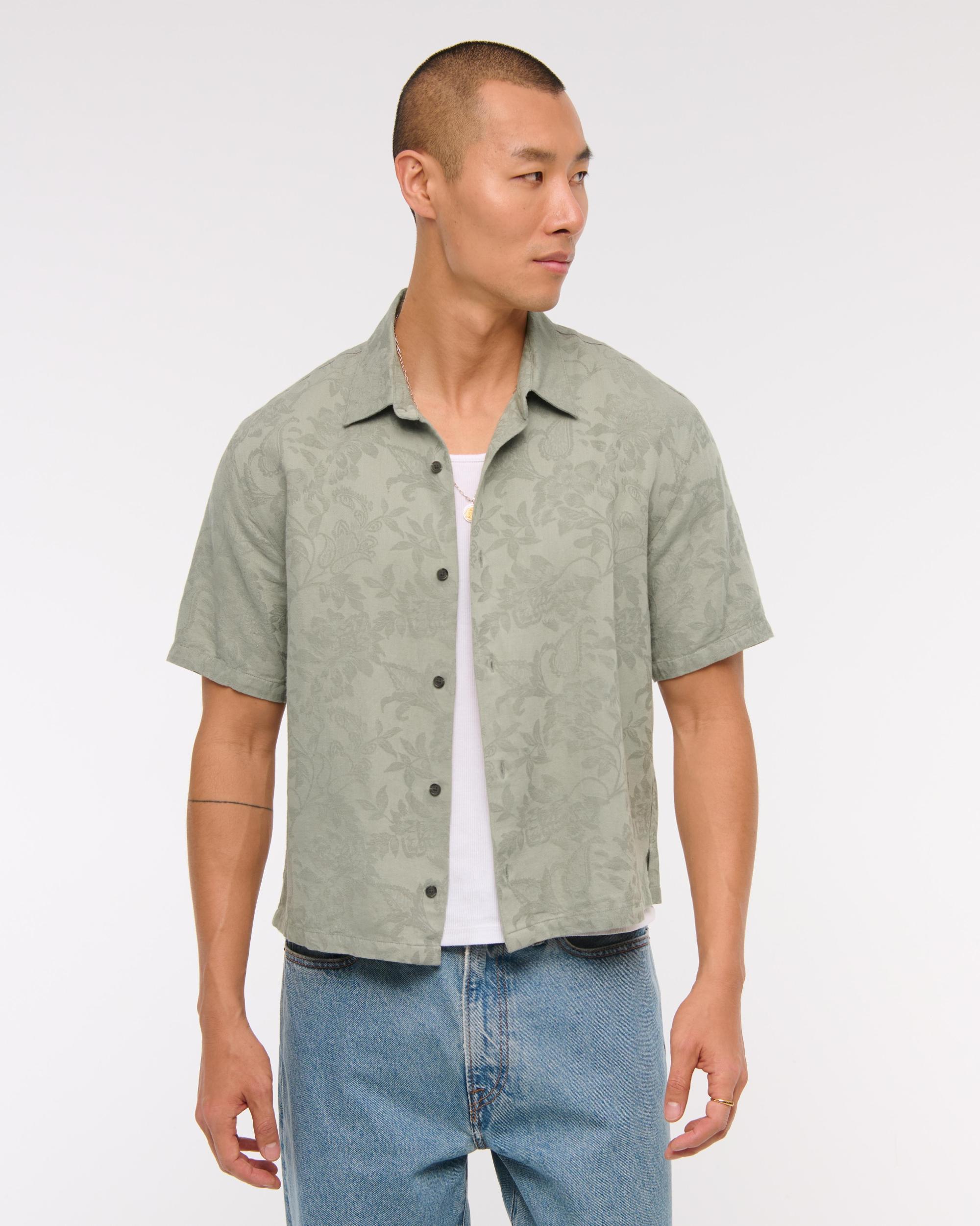 Short-Sleeve Cropped Jacquard Button-Up Shirt Product Image