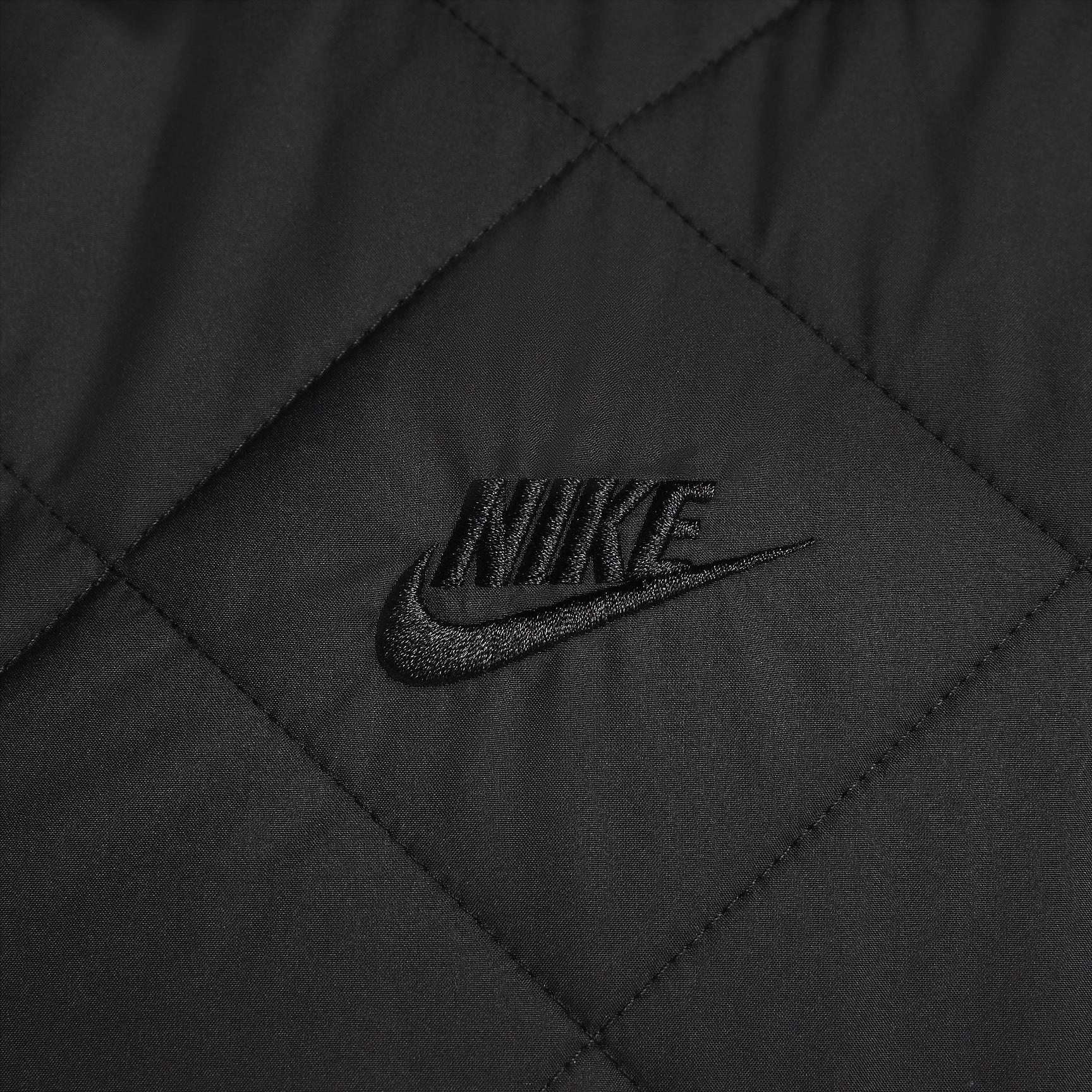 Nike Club Men's Lightweight Quilted Therma-FIT Insulated Jacket Product Image