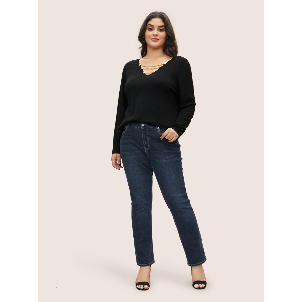 Plus Size Plain Textured Metal Chain Detail T-shirt Black Women Elegant Texture Plain V-neck Everyday T-shirts BloomChic 10/M Product Image