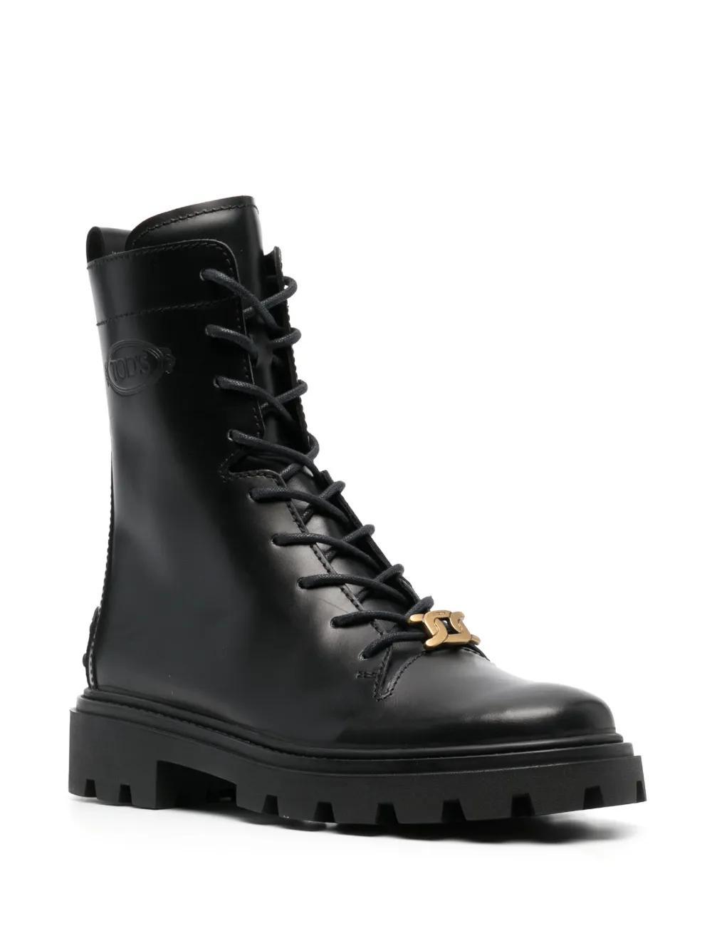 logo-plaque leather boots Product Image