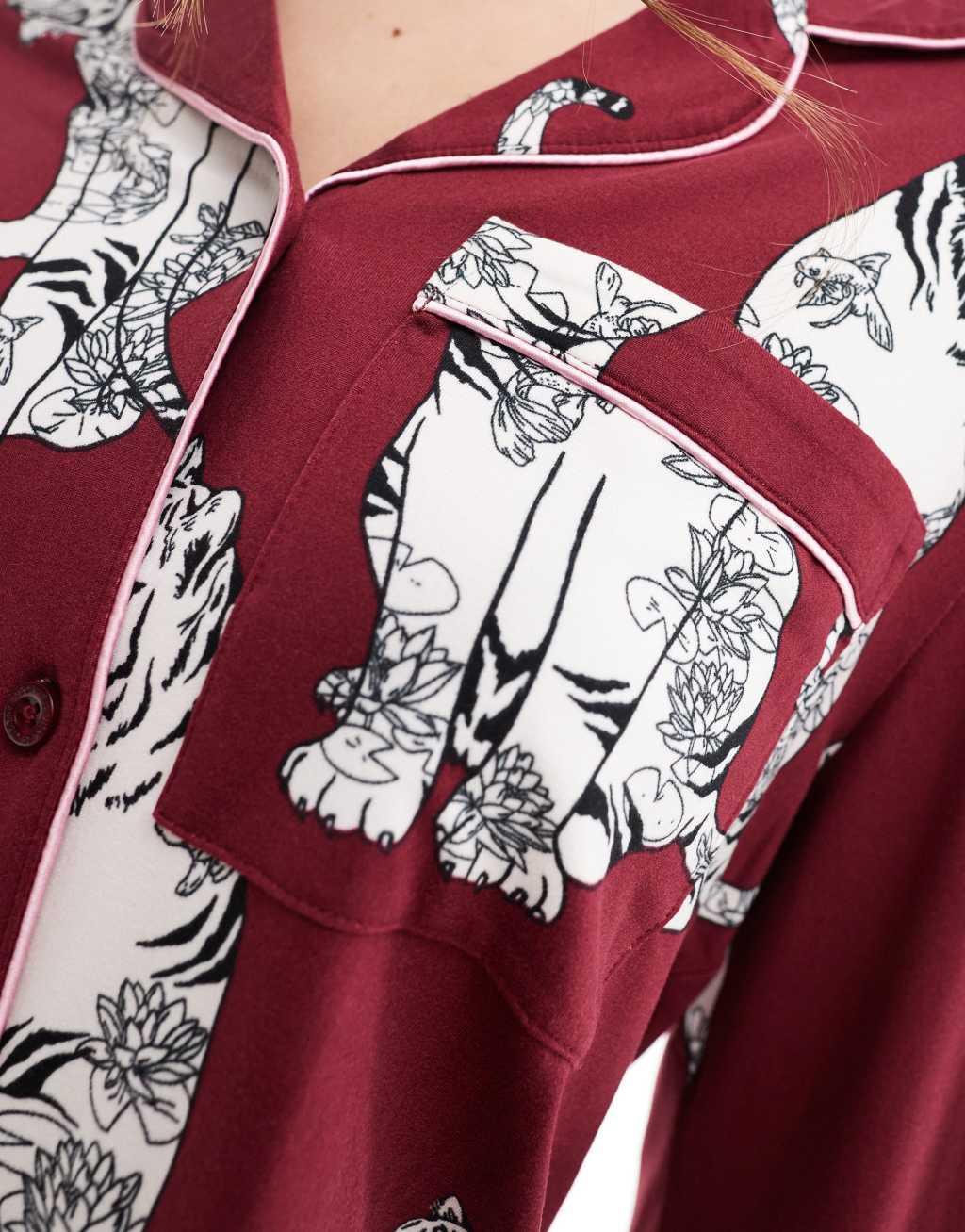 Chelsea Peers Exclusive long sleeve and pants poly pajama set in plum lotus tiger print Product Image